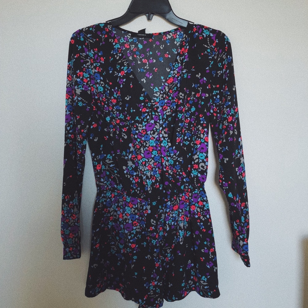 Forever 21 Long Sleeved Floral Romper | Small